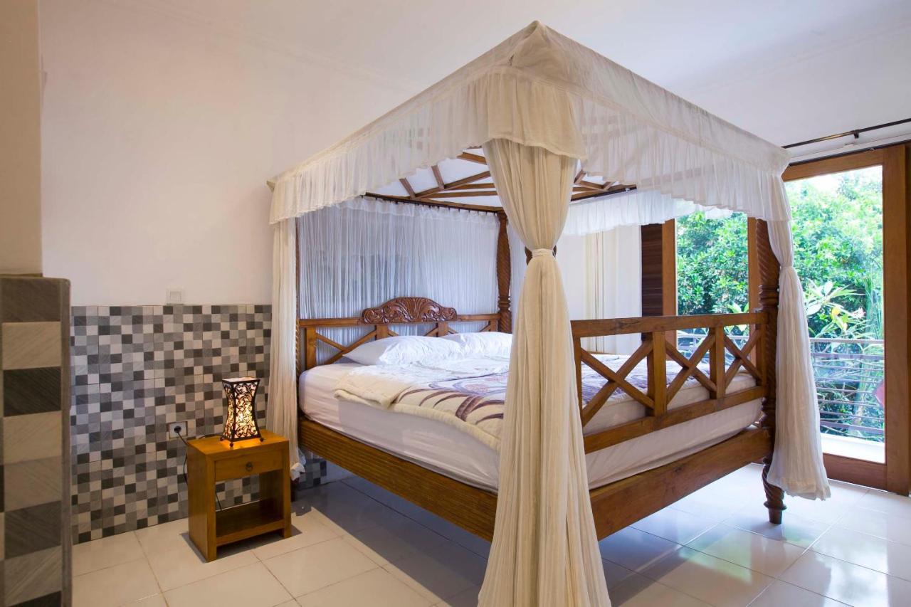 Batik Sekar Bali Guest House อูบุด ภายนอก รูปภาพ