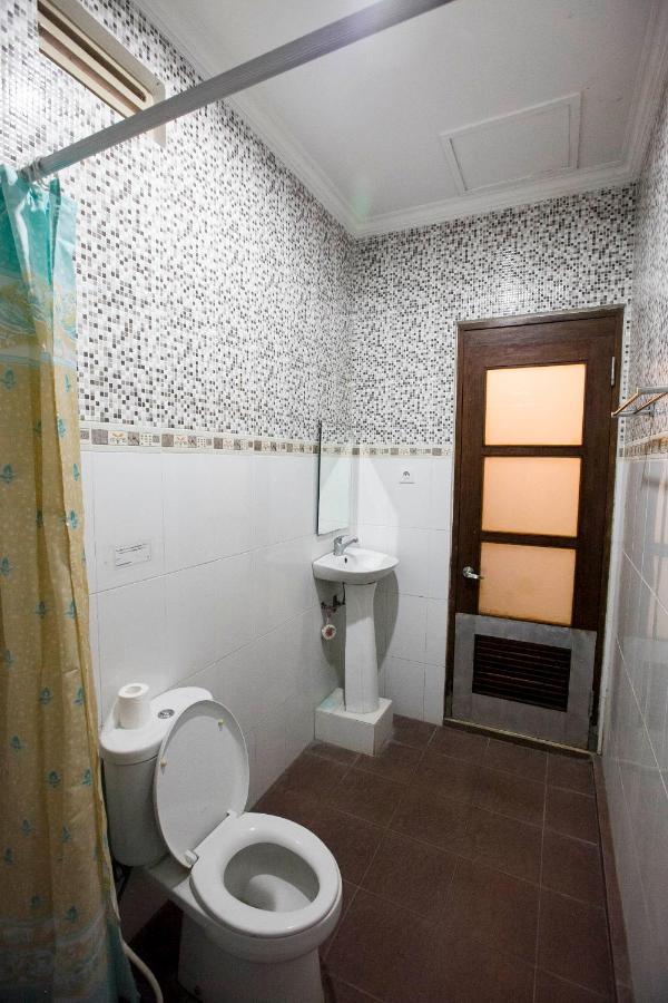 Batik Sekar Bali Guest House อูบุด ภายนอก รูปภาพ