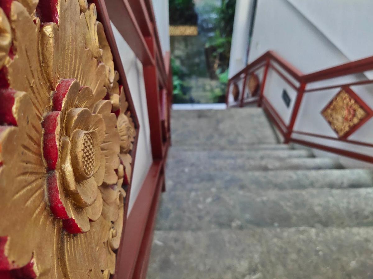 Batik Sekar Bali Guest House อูบุด ภายนอก รูปภาพ